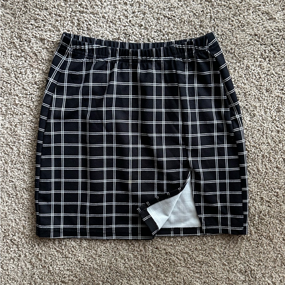 SHEIN Mini Skirt - Patterned